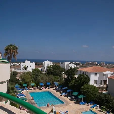 Mandalena Aparthotel