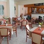 Apartmanhotel Mandalena Protarász