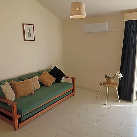 Mandalena Aparthotel