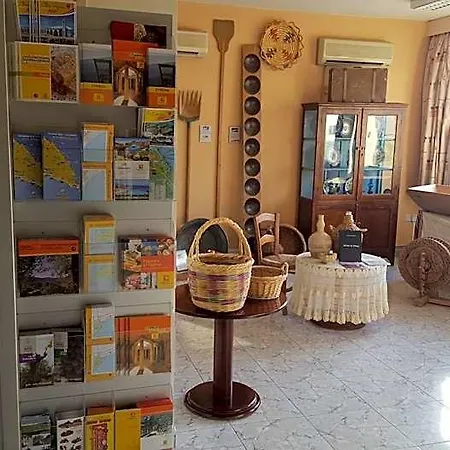 Aparthotel Mandalena Protaras