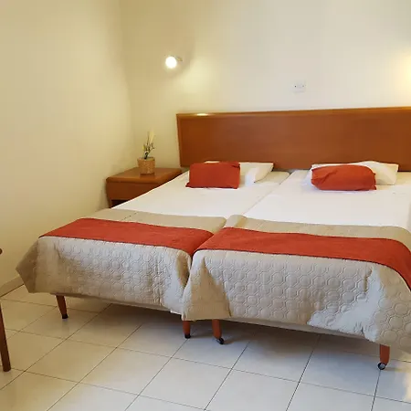 Mandalena Aparthotel