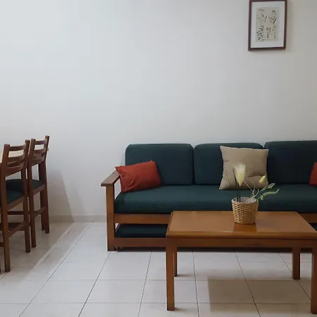 Mandalena Aparthotel 4*