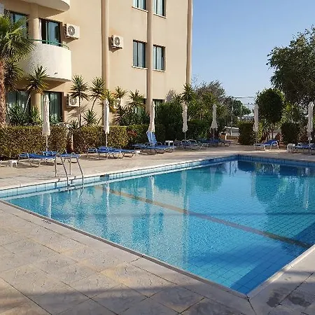 Mandalena Aparthotel Protaras