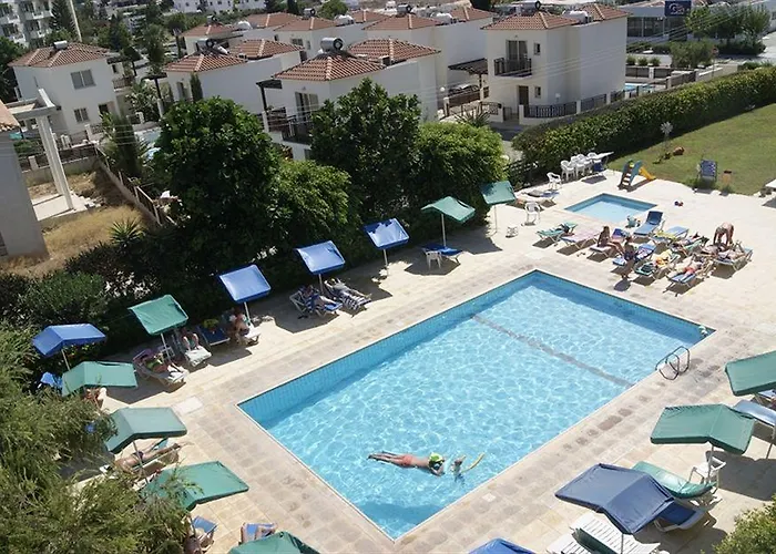 Mandalena Lägenhetshotell 4*