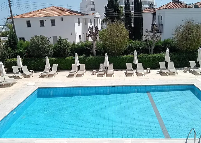 Lägenhetshotell Mandalena 4*