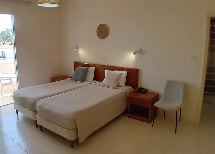 Lägenhetshotell Mandalena 4*