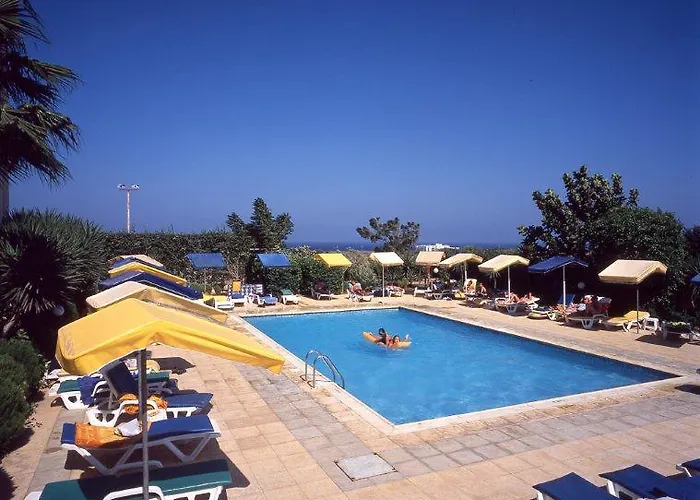 Mandalena Lägenhetshotell