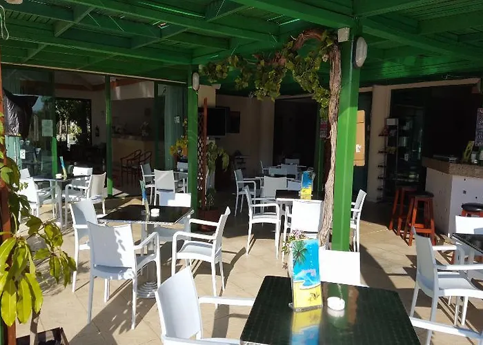 Mandalena Aparthotel Protaras