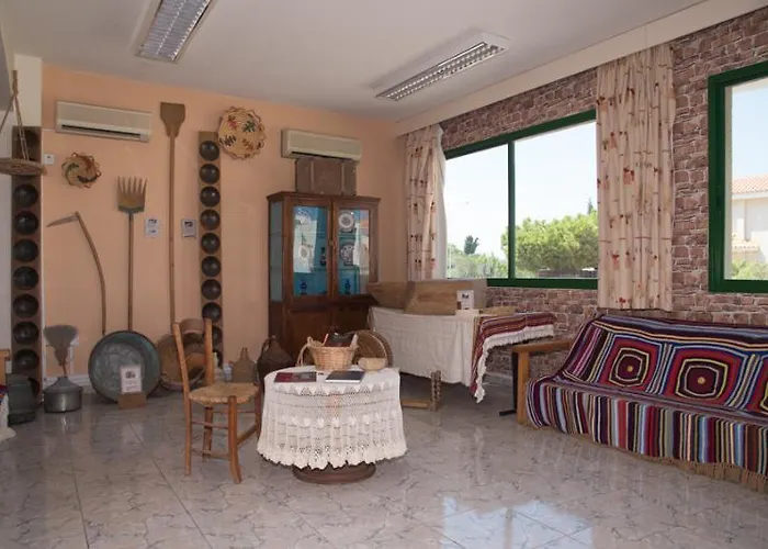 Mandalena Aparthotel Protaras