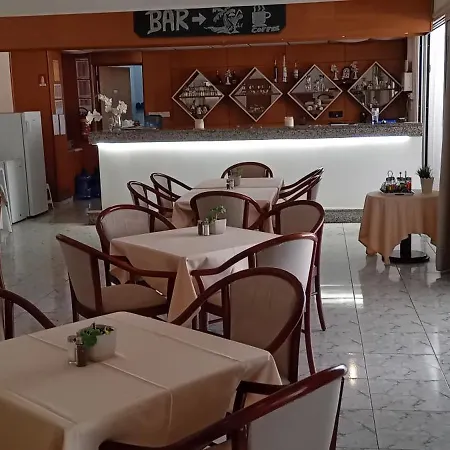 Mandalena Aparthotel Protaras