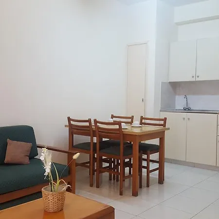 μανταλένα 4*