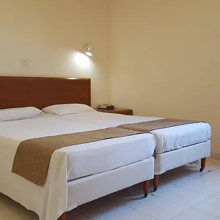 Aparthotel Mandalena