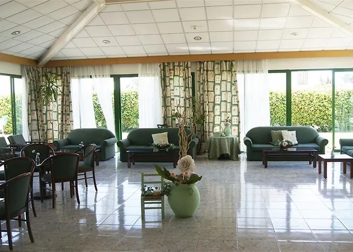 Mandalena Apartmanhotel Protarász